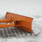 Snöblad SCH-L plogar snö och visas bakifrån