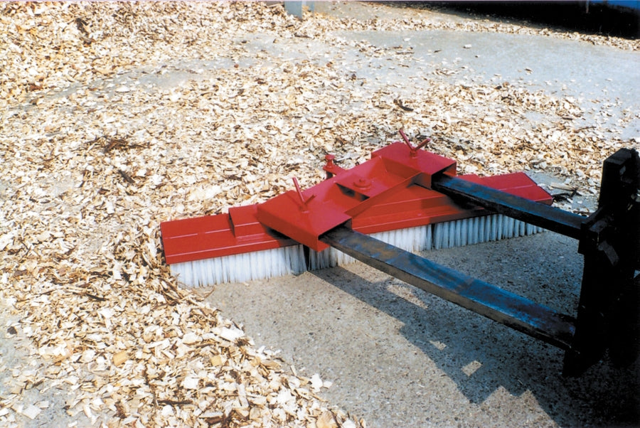 Sopborste SKB sopar span monterad pa gaffeltruck 